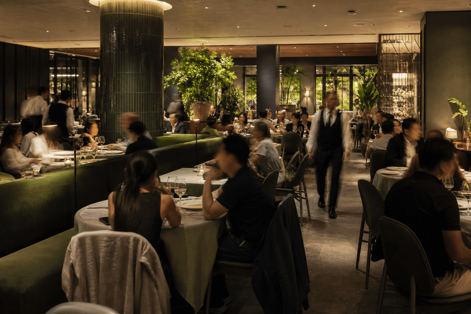 Dining room during evening service